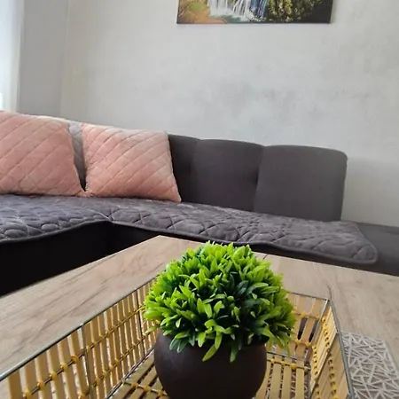 Apartament Jelena